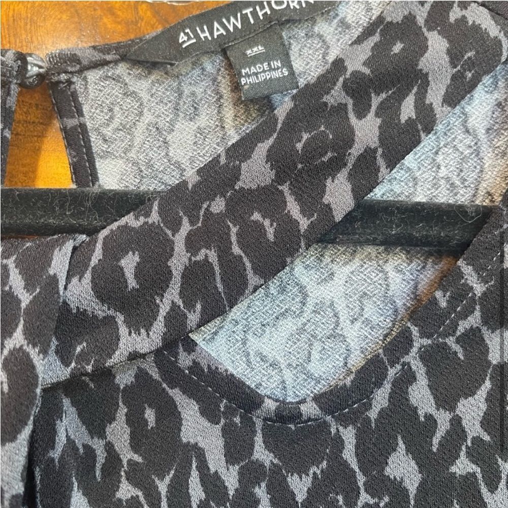 STITCH FIX Mock Neck Knit Tank! - Picture 14 of 15